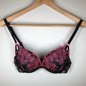 VICTORIA’S Secret  Sexy Little Thing Pink Embroidered Floral Black Bra 32C‎